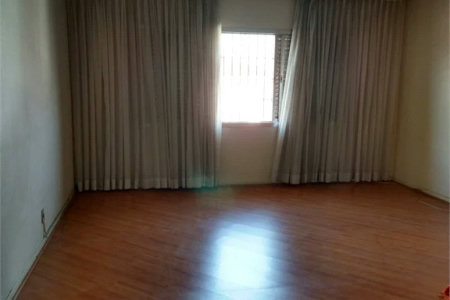 Casa à venda com 3 quartos, sendo 1 suíte, em Vila Madalena, São Paulo, SP