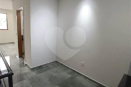 Sobrado à venda com 3 quartos, sendo 1 suíte, em Vila Marina, São Paulo, SP