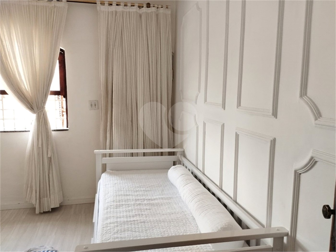Sobrado à venda com 4 quartos, sendo 2 suítes, em Santa Teresinha, São Paulo, SP