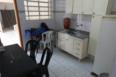 Sobrado à venda com 3 quartos em Vila Clementino, São Paulo, SP