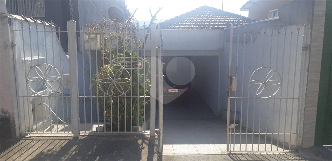 Sobrado à venda com 5 quartos, sendo 2 suítes, em Horto, São Paulo, SP