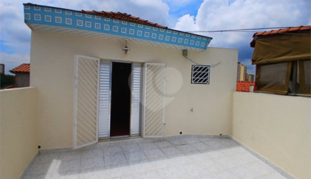 Sobrado à venda com 3 quartos, sendo 1 suíte,  em Parque Rodrigues Alves, São Paulo, SP