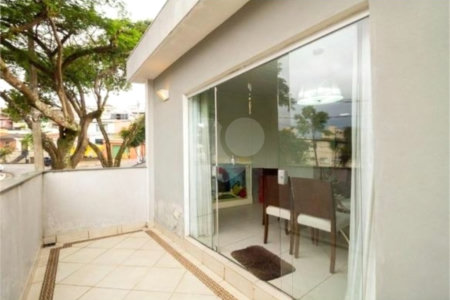 Casa à venda com 2 quartos, sendo 1 suíte, em Vila Monumento, São Paulo, SP