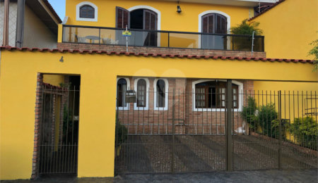 Sobrado à venda com 3 quartos em Jardim Virginia Bianca, São Paulo, SP