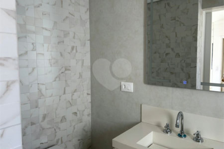 Apartamento para alugar com 3 quartos, sendo 1 suíte,  em Pinheiros, São Paulo, SP