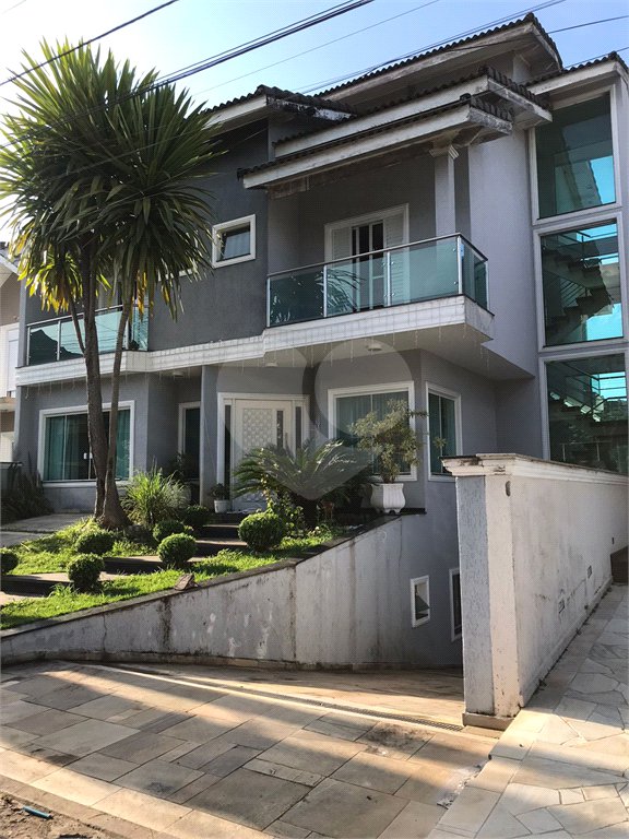 Casa à venda com 4 suítes no condomínio Aruã, Mogi das Cruzes - SP