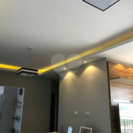 Apartamento à venda com 2 quartos, sendo 1 suíte, em Bairro do Colonia, Jacareí, SP