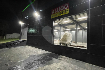Loja à venda ou para alugar em Santíssimo, Rio de Janeiro, RJ