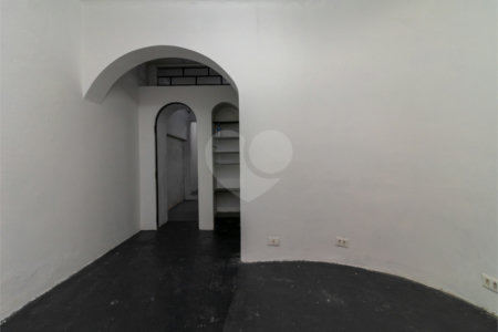Casa Térrea à venda com 1 quarto em Pinheiros, São Paulo, SP