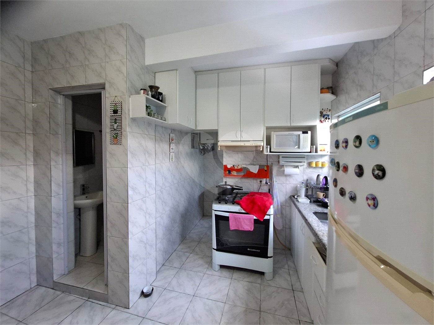 Sobrado à venda com 3 quartos, sendo 1 suíte, em Tremembé, São Paulo, SP