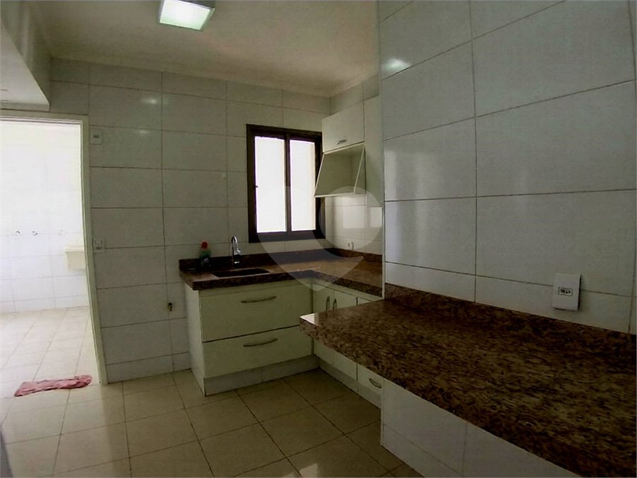 Apartamento à venda com 3 quartos no Centro, Ribeirão Preto, SP