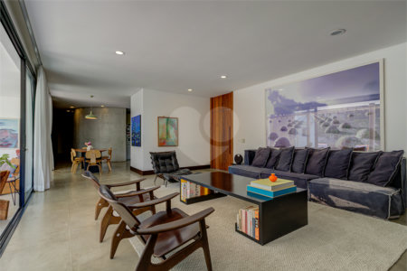 Casa à venda com 3 suítes em Alto da Boa Vista, São Paulo, SP