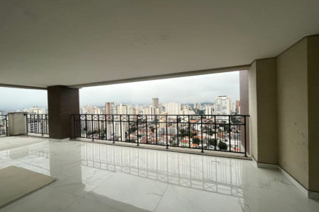 Cobertura à venda com 4 suítes em Santa Teresinha, São Paulo, SP
