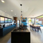 Casa à venda com 3 suítes no condomínio Villa D' Oro, Vinhedo - SP