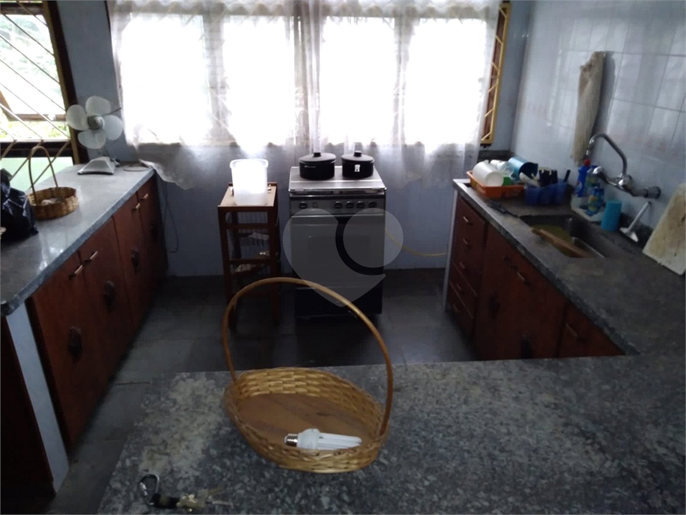Casa à venda com 5 quartos, sendo 1 suíte, em Mantiqueira, Mairiporã, SP