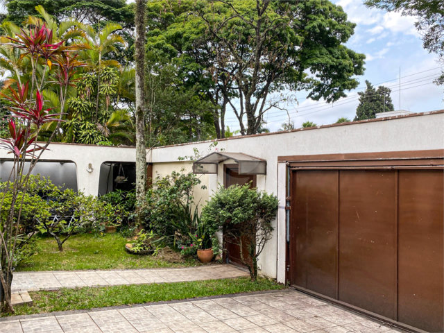 Casa à venda com 5 quartos, sendo 3 suítes,  em Brooklin, São Paulo, SP