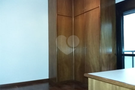 Apartamento à venda com 3 quartos, sendo 2 suítes, em Vila Suzana, São Paulo, SP