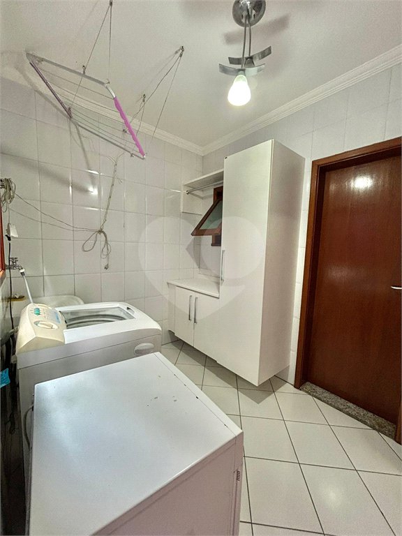 Sobrado à venda ou para alugar com 4 quartos, sendo 2 suítes, em Tremembé, São Paulo, SP