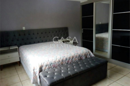 Sobrado à venda com 2 quartos em Vila Eros, Sorocaba, SP