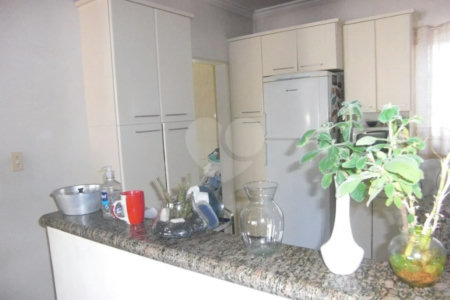 Campos Elíseos -Apto 143m² - 03 quartos - 01 Suíte - 01 Vaga.