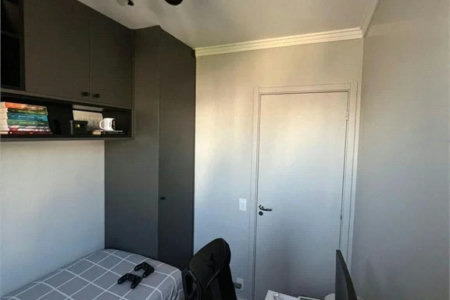 Apartamento à venda com 3 quartos, sendo 1 suíte,  em Super Quadra Morumbi, São Paulo, SP