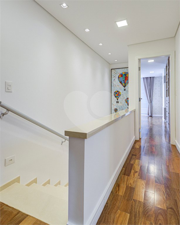 Casa à venda com 4 quartos, sendo 2 suítes, no condomínio Residencial Terras Altas, São Paulo - SP