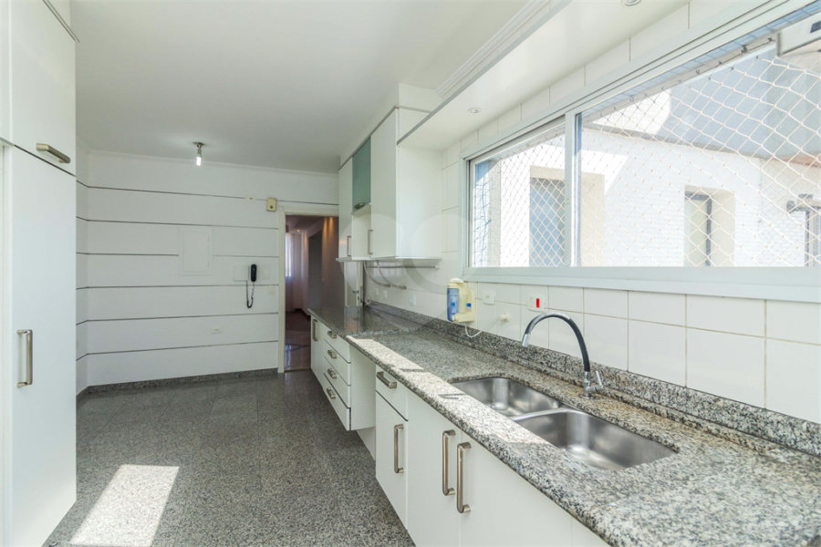 Duplex à venda com 1 quarto, sendo 3 suítes, em Vila Paulicéia, São Paulo, SP