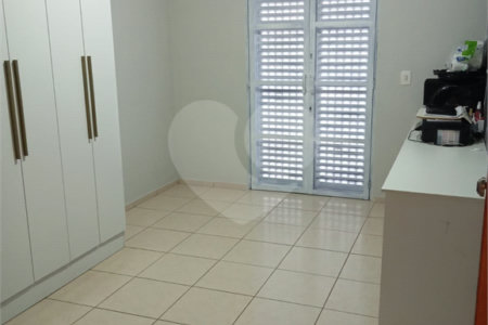 Casa à venda com 3 quartos, sendo 1 suíte, em Jardim dos Ipês, Mairinque, SP