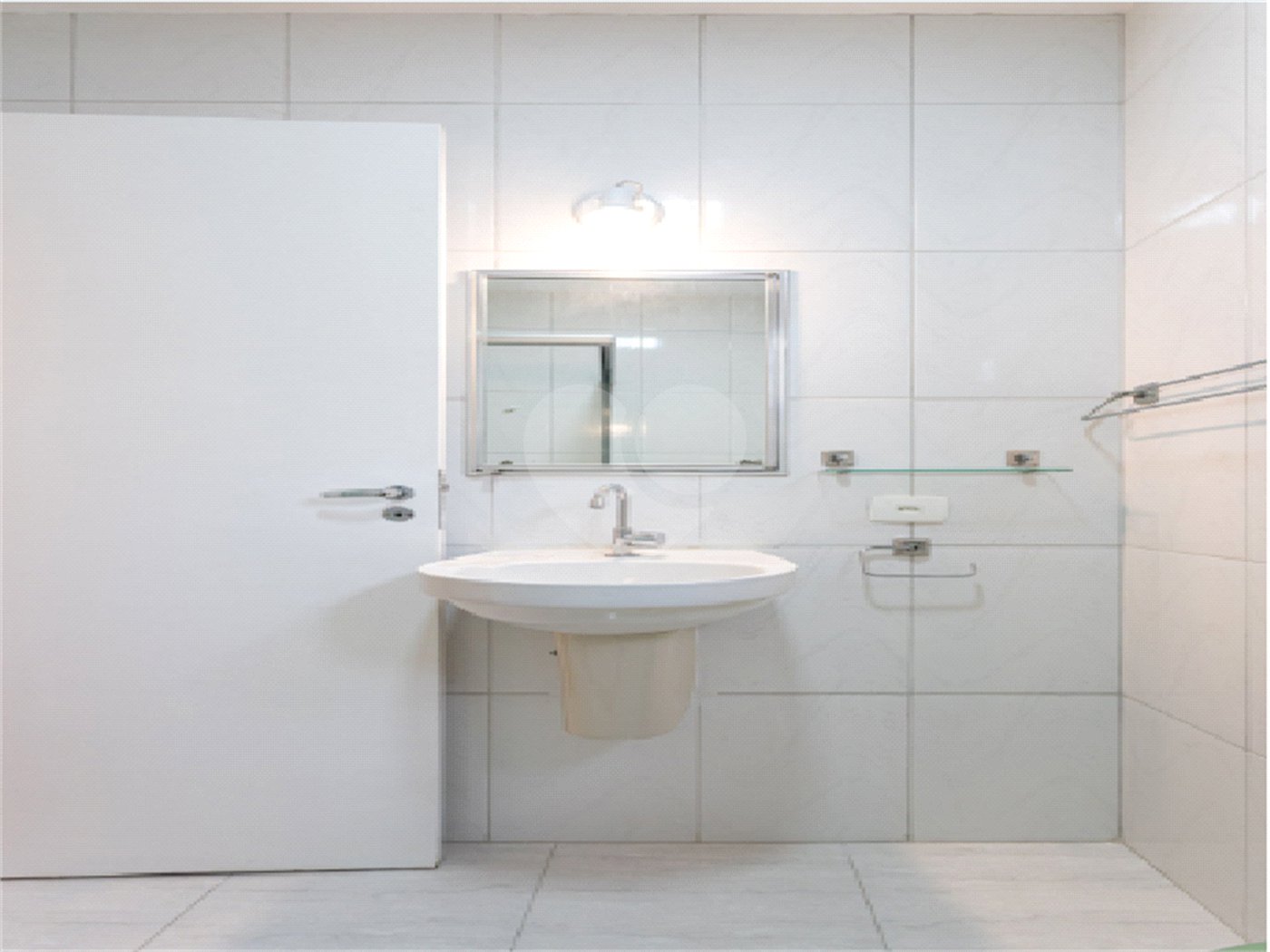 Apartamento à venda com 3 quartos, sendo 1 suíte, em Itaim Bibi, São Paulo, SP