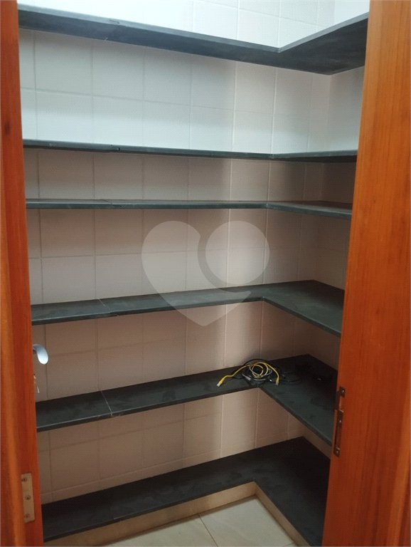 Sobrado à venda com 4 quartos, sendo 3 suítes, em Altos do Jaraguá, Araraquara, SP