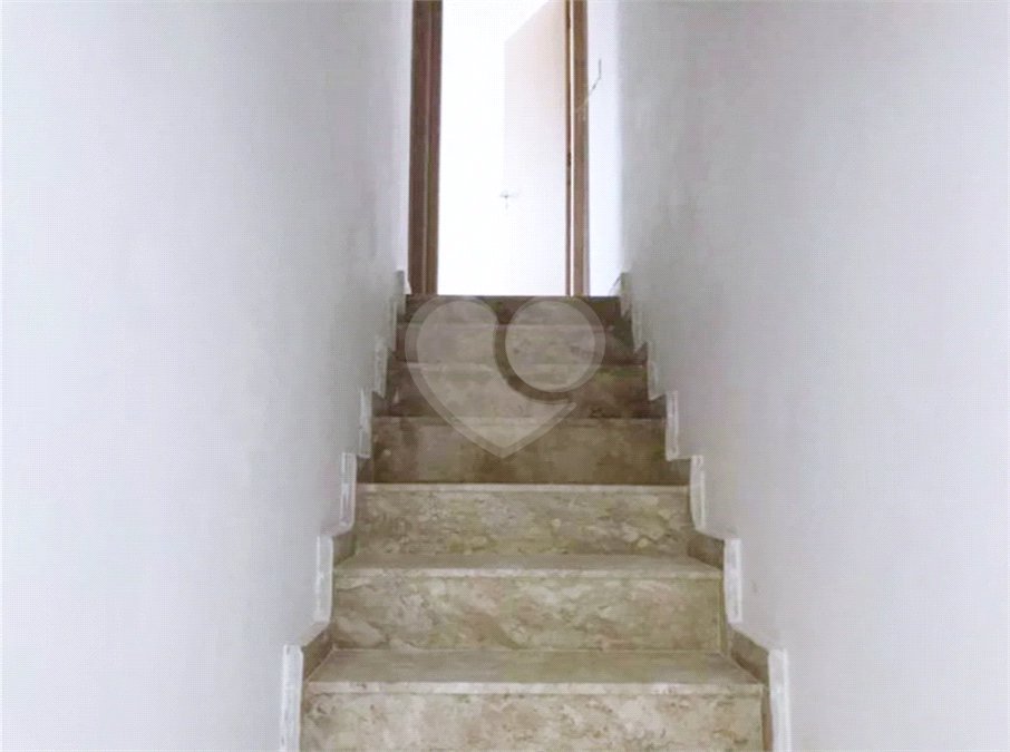Casa à venda ou para alugar com 2 suítes no condomínio Residence Adelina, São Paulo - SP