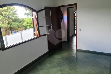 Sobrado para alugar com 3 quartos, sendo 2 suítes, em Jardim Paulista, Atibaia, SP