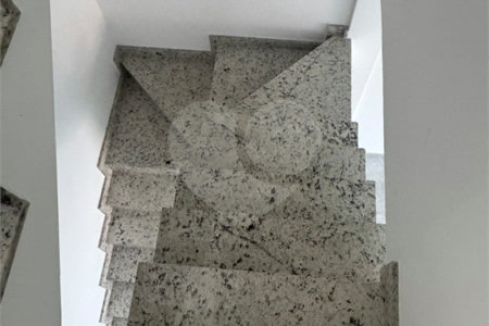 Casa à venda com 4 quartos, sendo 1 suíte, em Inhoaíba, Rio de Janeiro, RJ