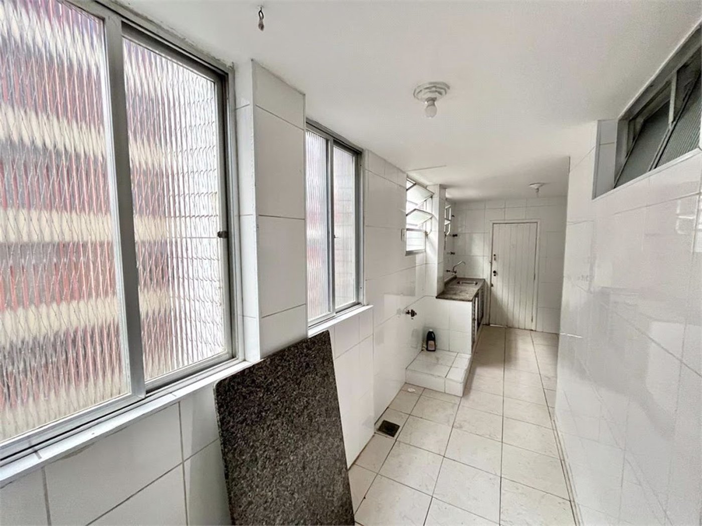Apartamento Residencial à venda, Boqueirão, Santos - AP0155.