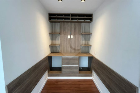 Apartamento à venda com 4 quartos, sendo 2 suítes,  em Vila Nova Socorro, Mogi das Cruzes, SP