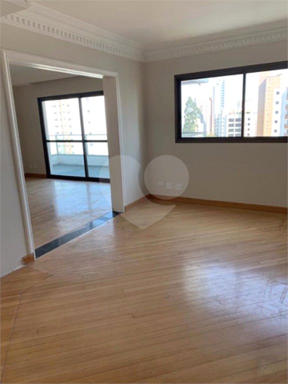 Apartamento à venda com 3 suítes em Vila Suzana, São Paulo, SP