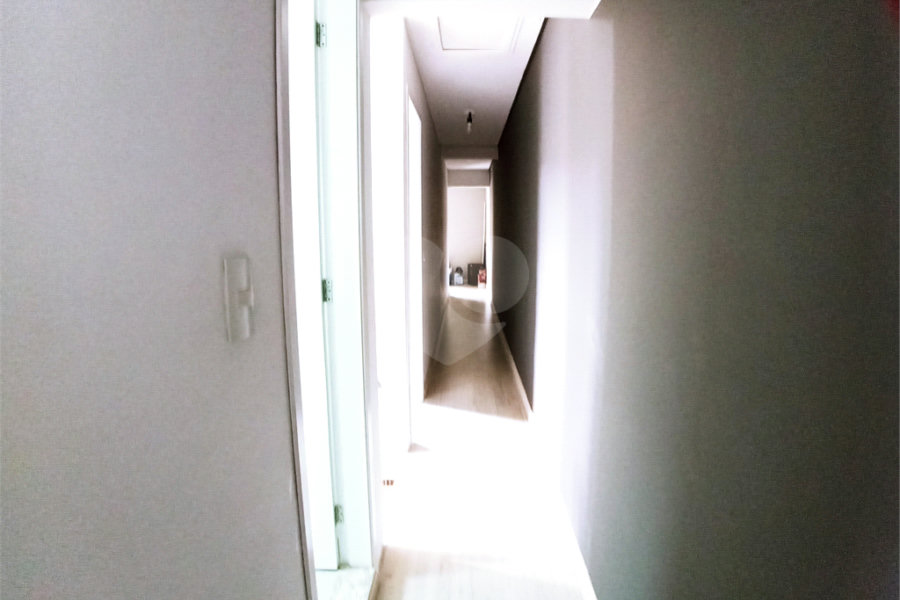 Sobrado à venda com 3 quartos no Brasilândia, São Paulo, SP