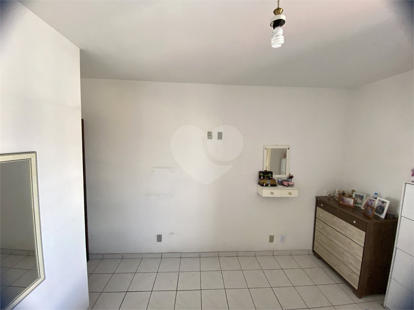Sobrado à venda com 4 quartos, sendo 1 suíte, em Vila Macedópolis, São Paulo, SP