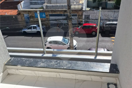 Sobrado à venda com 3 quartos, sendo 1 suíte,  em Parque Boturussu, São Paulo, SP