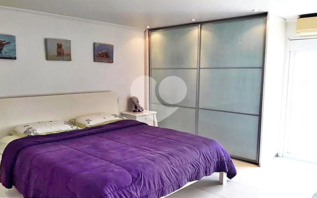 Casa à venda com 4 quartos, sendo 3 suítes, em Santana, São Paulo, SP