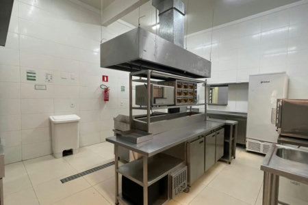 Loja para alugar, 380 m² por R$ 21.640,01/mês - Centro - São Vicente/SP