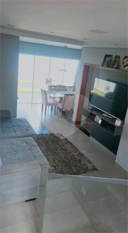 Casa à venda com 3 quartos, sendo 1 suíte, no condomínio Ibiti Royal Park, Sorocaba - SP