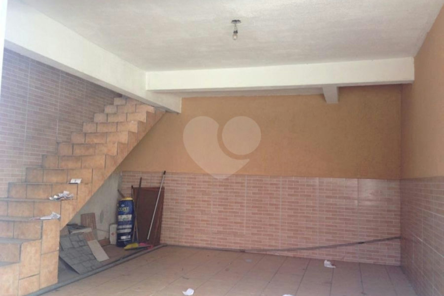 Sobrado à venda com 3 quartos, sendo 1 suíte, em Tremembé, São Paulo, SP