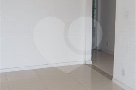 Casa à venda com 3 quartos em Campo Grande, Rio de Janeiro, RJ