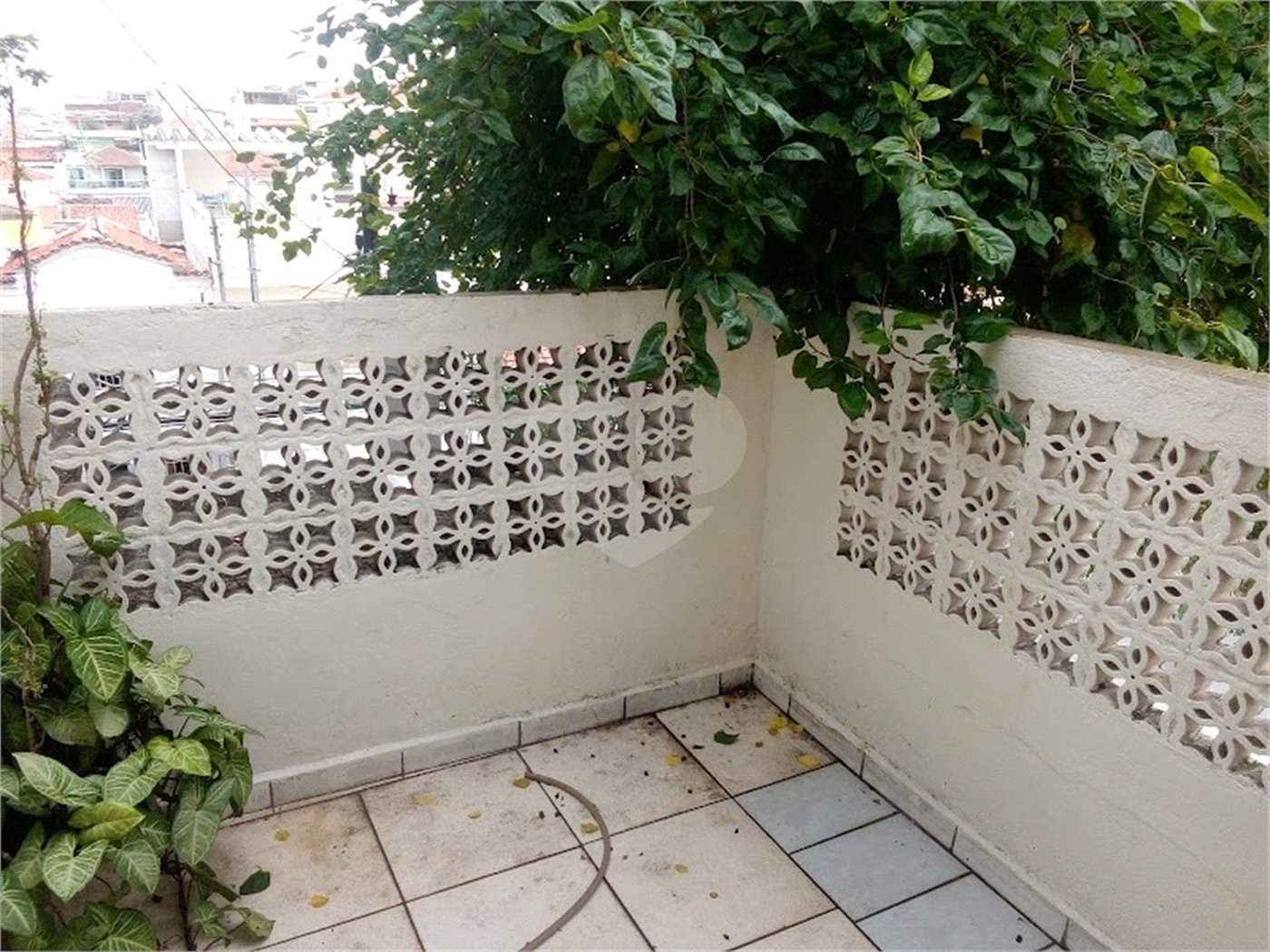 Casa à venda com 2 quartos em Vila Nivi, São Paulo, SP
