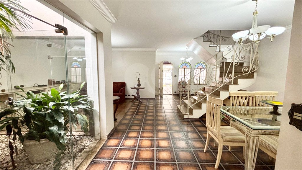 Casa à venda com 5 quartos, sendo 2 suítes, em Vila Formosa, São Paulo, SP