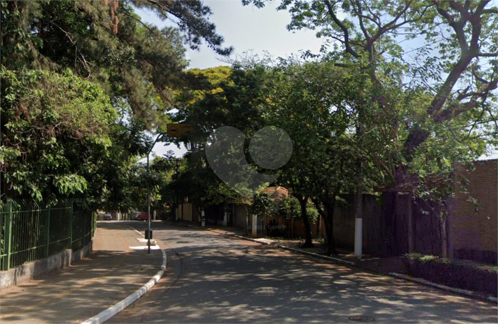 Terreno à venda com 1 suíte em Interlagos, São Paulo, SP