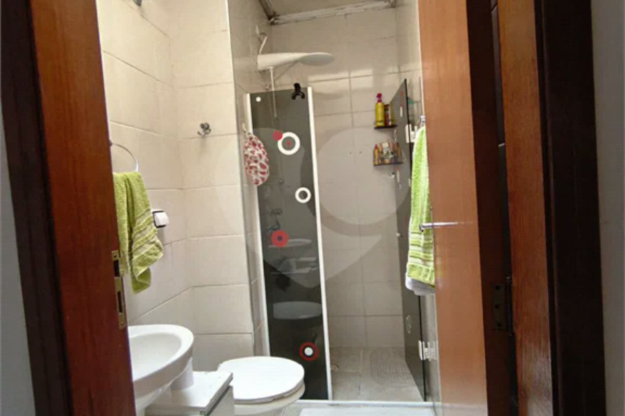 Sobrado à venda com 2 quartos em Jaraguá, São Paulo, SP