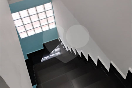 Sobrado à venda com 2 quartos, sendo 1 suíte,  em Vila Antonieta, São Paulo, SP
