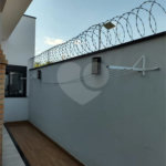 Casa à venda com 3 quartos, sendo 1 suíte, em Residencial Vila dos Eucaliptos, Salto, SP